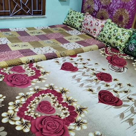 דיגה Anirudha Guest House מראה חיצוני תמונה